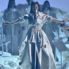 Rihanna - Live at the VMA'S 2016 - Stay, Diamonds & Love On The Brain