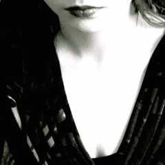 03 - Queen Of Something