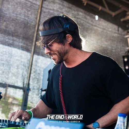 Lexlay #001 Live From The End Of The World 2016