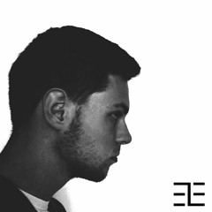 DAFEELLY feat. Aaron Travler - Slap