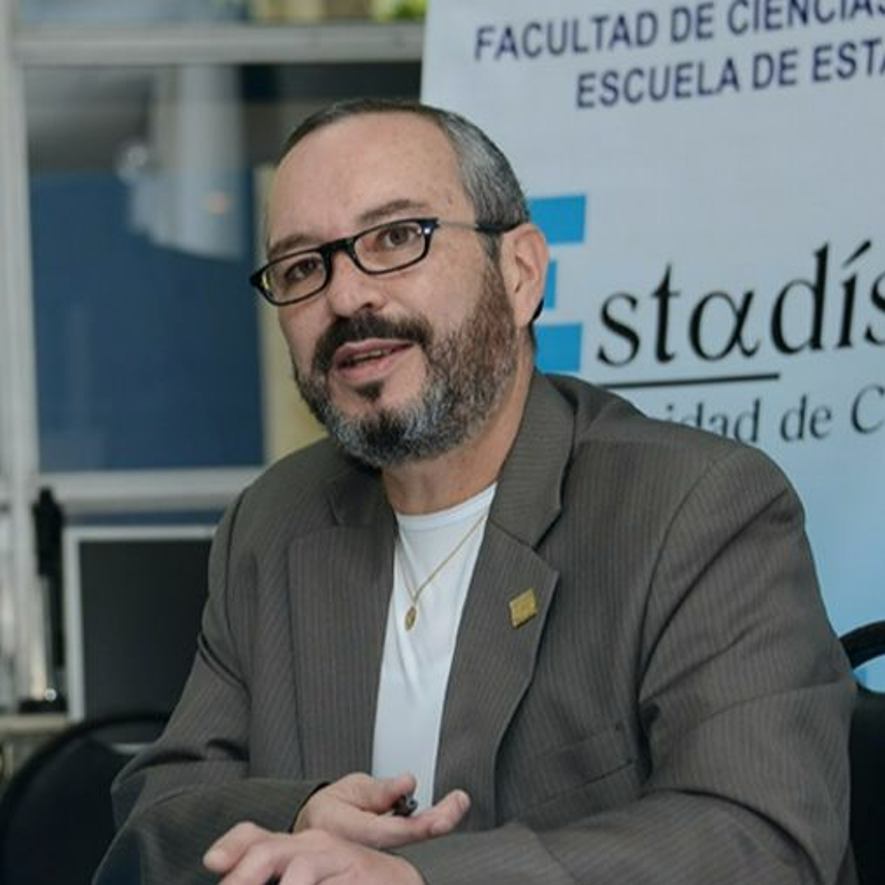 Johnny Madrigal acerca de resultados de encuesta de confianza del consumidor episode artwork