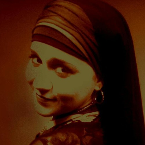 يا اعزواغلى واطيب قلب  فسر للعالم معنى الحب  وان شاوروا وقالو عليك طيب  خليك هنا من قلبي قريب  وكفايه تكون انسان في زمان  فيه طيبه القلب بتتعيب