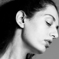 Premiere: DENA - Trust