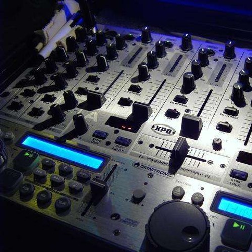 FADE_Breakbeat DJ House VOL.2 2016 Remix [Ricky ciledu]