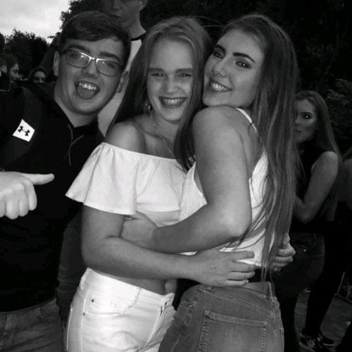 Bootiful Gurls