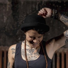 subsTANZcast #011 - Vanita (Hive)