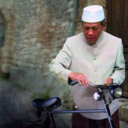 Sholawat Keluarga Nabi (Suara KH Ma'ruf Irsyad Kudus)