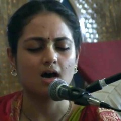 Dat melody - Kirtan Mela 2015 Vishaka Mataji ISKCON Mayapur