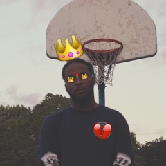 01. AINT WORRIED (Feat. OCEANSIDE)