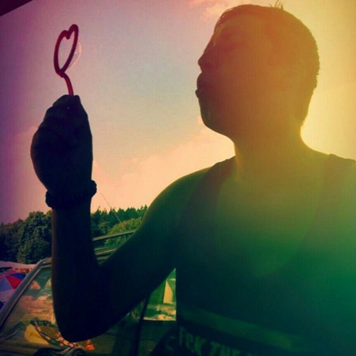 Nils Hoffman - Ballons (Yowait Edit) // Free Download