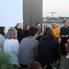 Entering into Relation with an Object: Hyperobjects