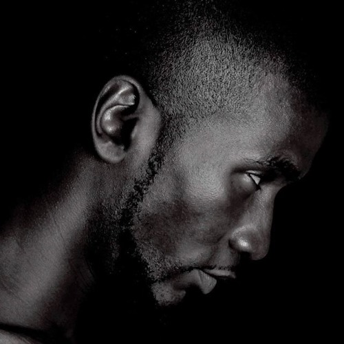 #Gee - 01 : Big Headed II Feat.  N.F.U (Prod. By: No Face Undacova)