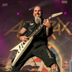 Anthrax Performs "Antisocial" (Live)