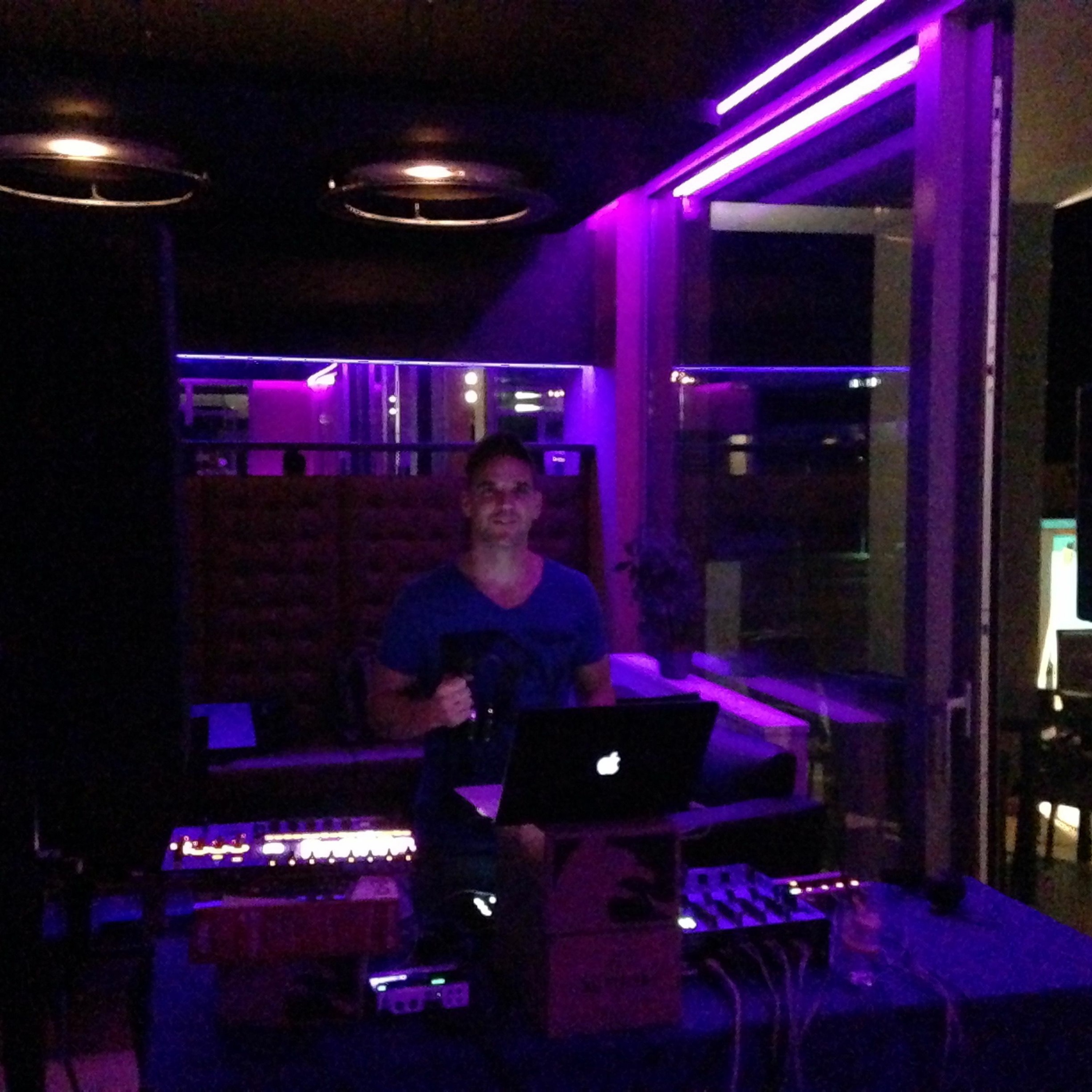 Intimate Mixes from Levente