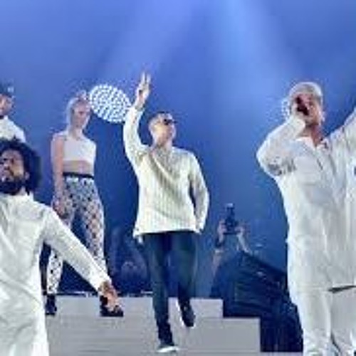 Major Lazer live at lolla 2016