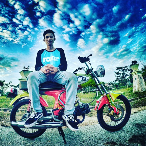 Riskykurniasaputra Cover Kasih Putih Mp3 By Riskykurniasaputra On Soundcloud Hear The World S Sounds