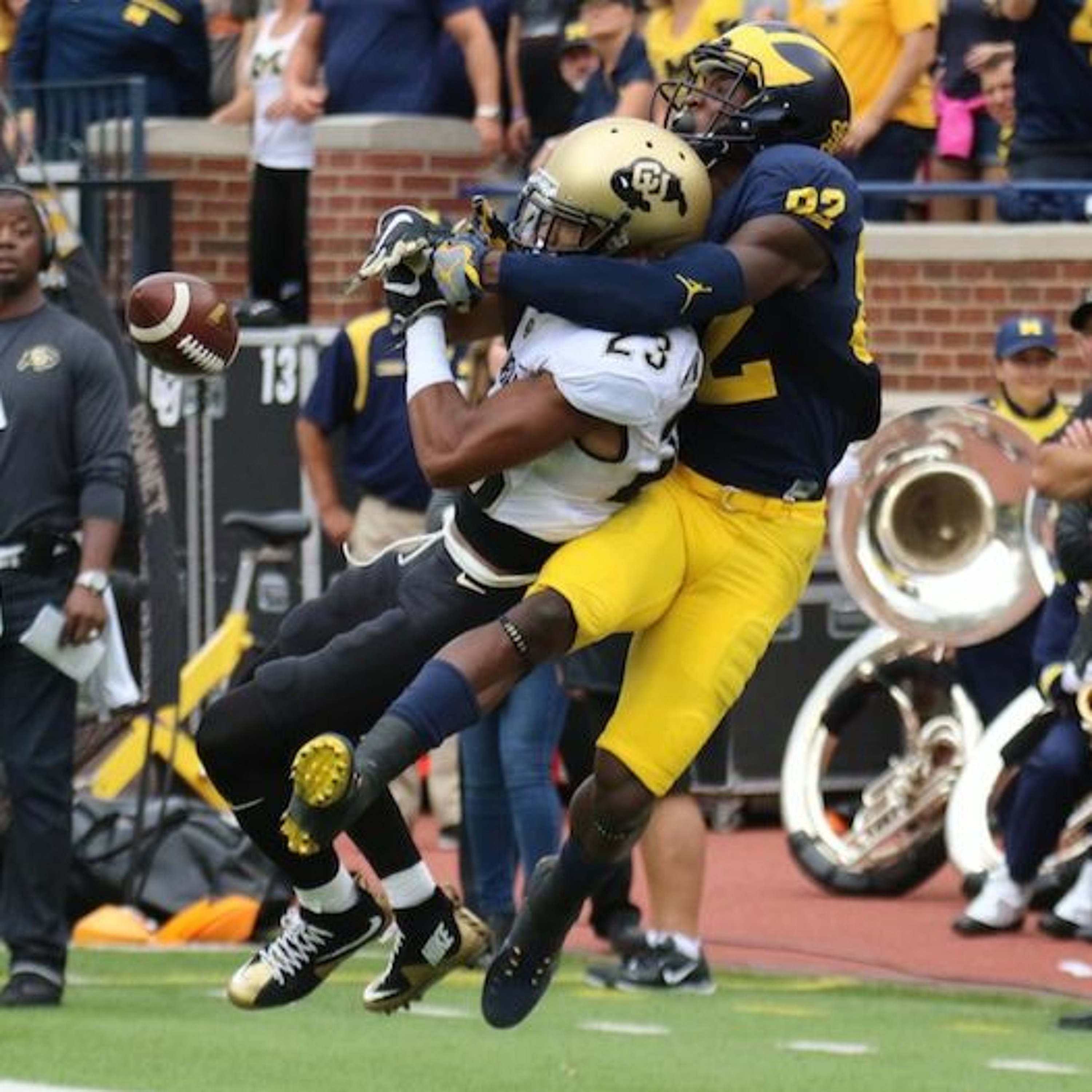 UMGoBlue.COM University of Michigan Wolverine Football Commentary