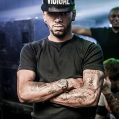 MC Nego do Borel e MC Tchesko - Oh Pirainha (DJ Bruninho Beat & DJ Vi)