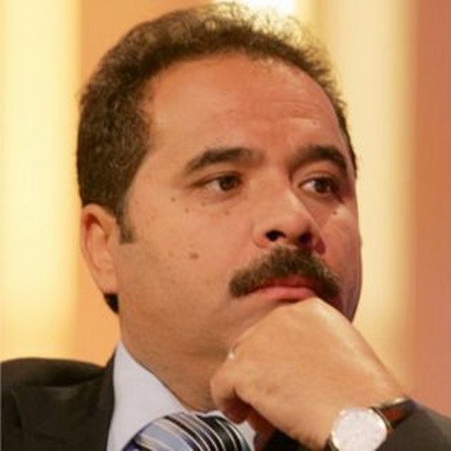 ما شممت الورد الا زادني شوقا اليك - عماد رامي