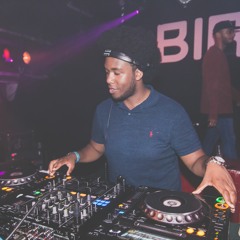 Live @ de Bourgeoisie 11 Sept 2016 in BIRD W/ MC Triomphe