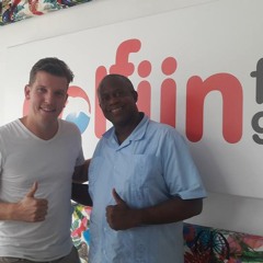 MAN-leider Hensley Koeiman live op Dolfijn FM