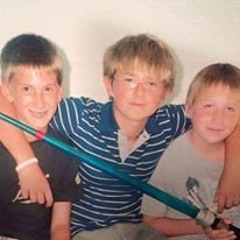 NEWS ft. Cass Zander (Prod. AK Begonia)