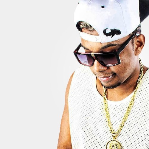 Mc Th - Nois So Joga Sem Chuteira - Previa 2i16