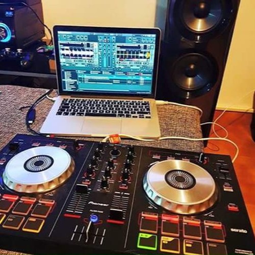 Old School Mix  Xtrema DJ Casper