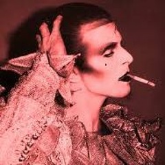 David Bowie - Ashes to Ashes Cover by Glamorga