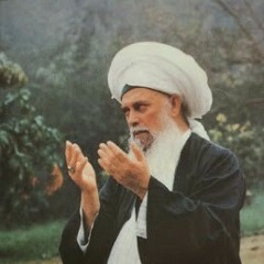 Shaykh Nazim Haqqani reciting Dua