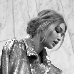 Max Mara - Gigi Hadid - BoBag Campaign