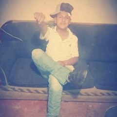 chamo junior  hasta las huevas