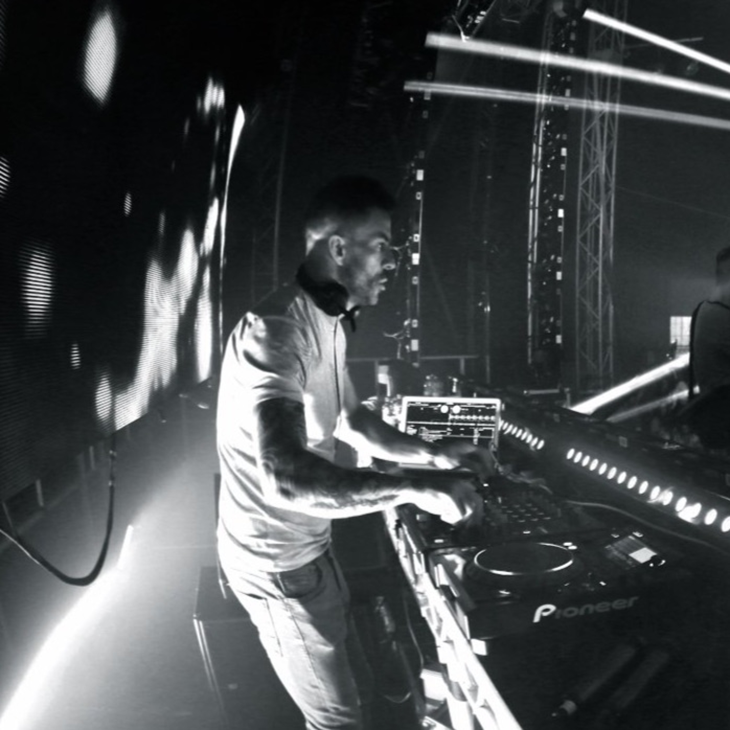 DJLEEBUTLER