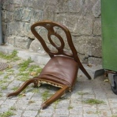 姐仔兮椅仔坐落去就會崩 Polkka （Ievan Polkka）