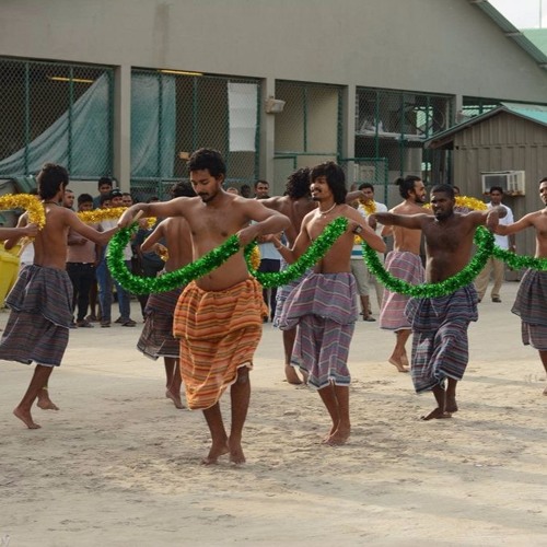 Husnubaanu - Maafathi Dance - Habeys Boduberu At Atoll Football Competion Launching Event - YouTube