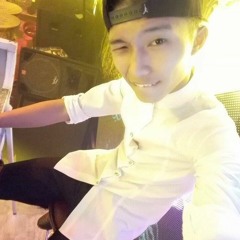 Tam Giác Vàng - Phong Mix