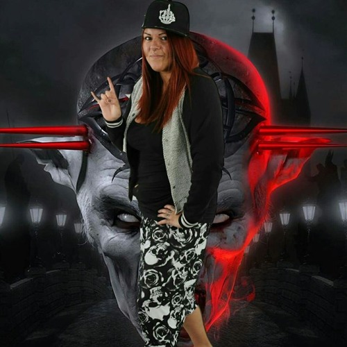 KHAOZ KATE *GER* VS RAMPAGED *NL*  TOXIC SICKNESS RESIDENT SHOW #10 / OCTOBER / 2016