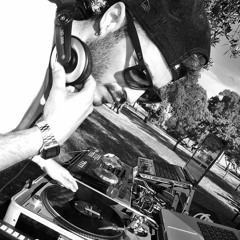 DJ Dibba "Crazy Scratch Session" & Roaring Bass on flute (Miscela Rara Family @360° Live session)