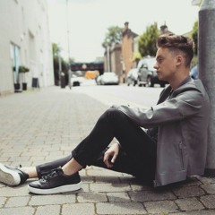 Conor Maynard - This Is My Version live/acoustic