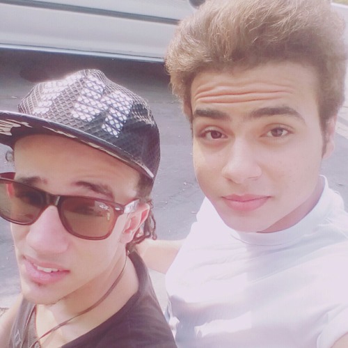 مهرجان صاحب صحبه ✌  غناء . مانجا_البوب_السفير.      تيم المتميزووون 👊