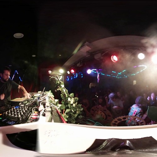 Tom Cosm - Live At Psyfari After Party 2016