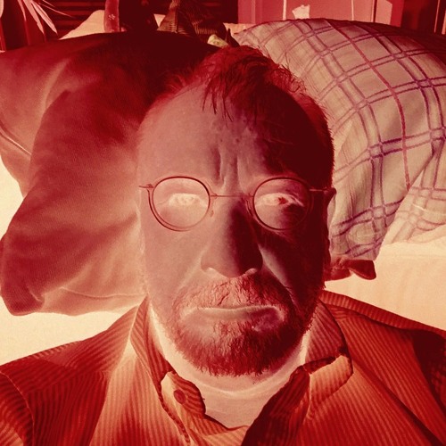 Panic Appartements ft selena gomez Get Ugly