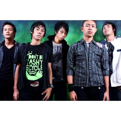 Aishiteru Cover Biarlah By : Nidji, For Sprite D'Plong Band Indonesia 2010