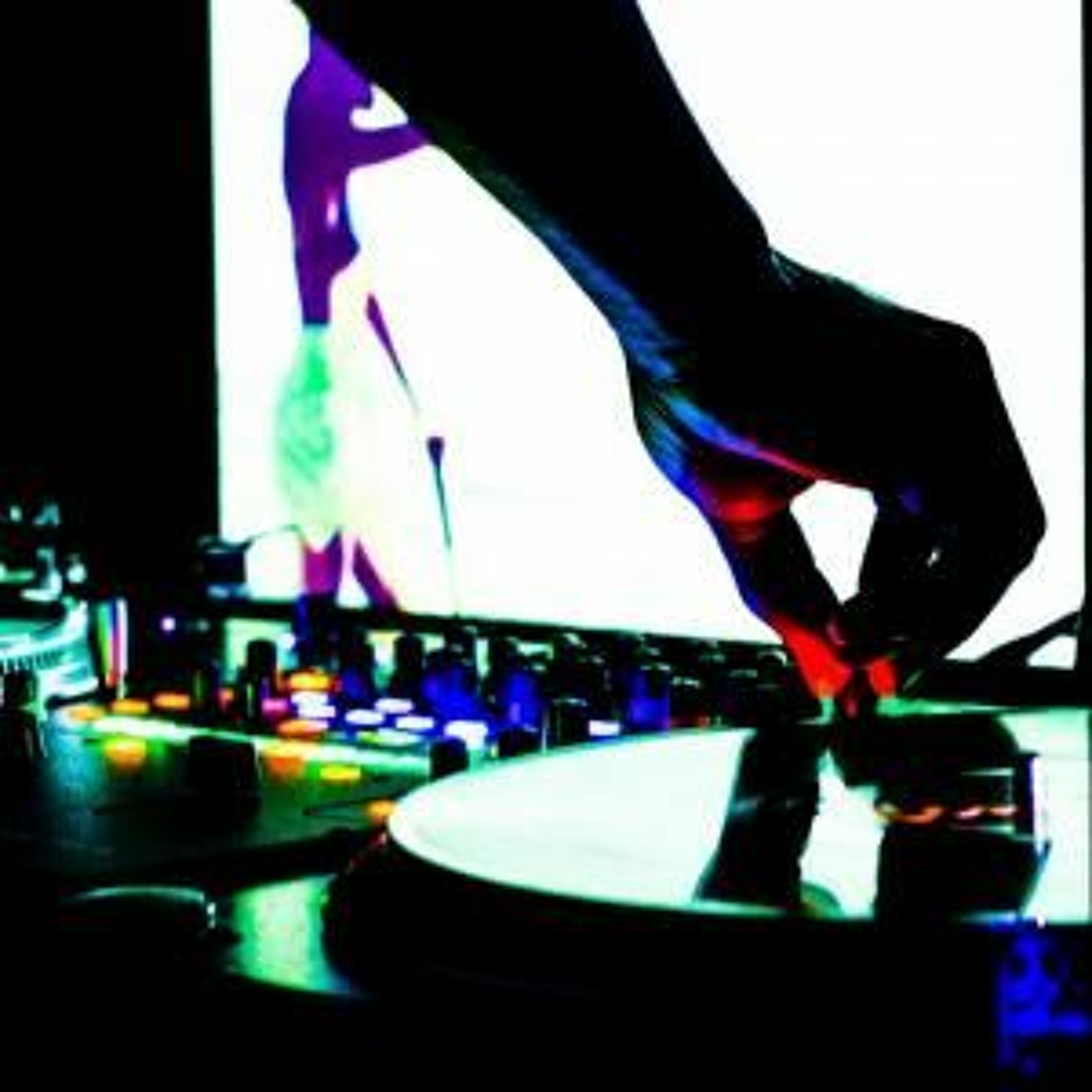 DJ Frankie Dee
