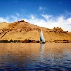 محمد منير " النيـل " من فيلم البحث عن توت عنخ امون Moniren