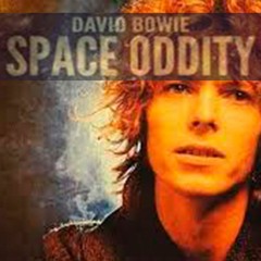 10 - DAVID BOWIE - Space Oddity (LIKUADORA Remix)