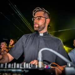 Tchami - Essential Mix - 15.10.2016