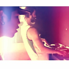 FAK-U x 4 Minutos Pesados ( 2014 )