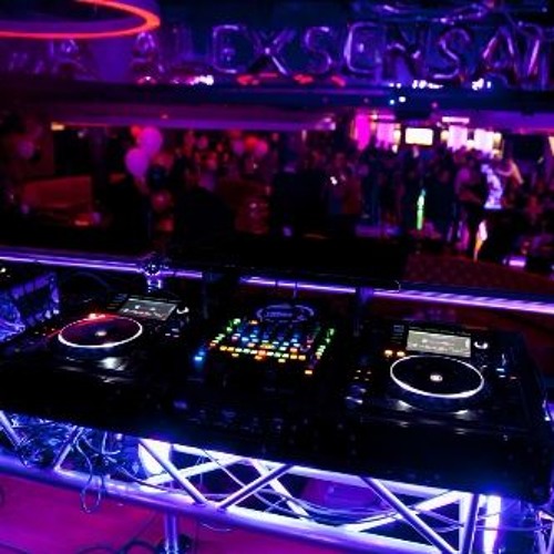 Nonstop - Cậu Ơi Chỉ Tôi Cách Đáp Đi Cậu Ơi - DJ Bi Tôm Mix