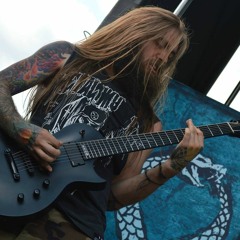 Suicide Silence (Mark) on Riff2 Detroit's Inside The Circle Pit